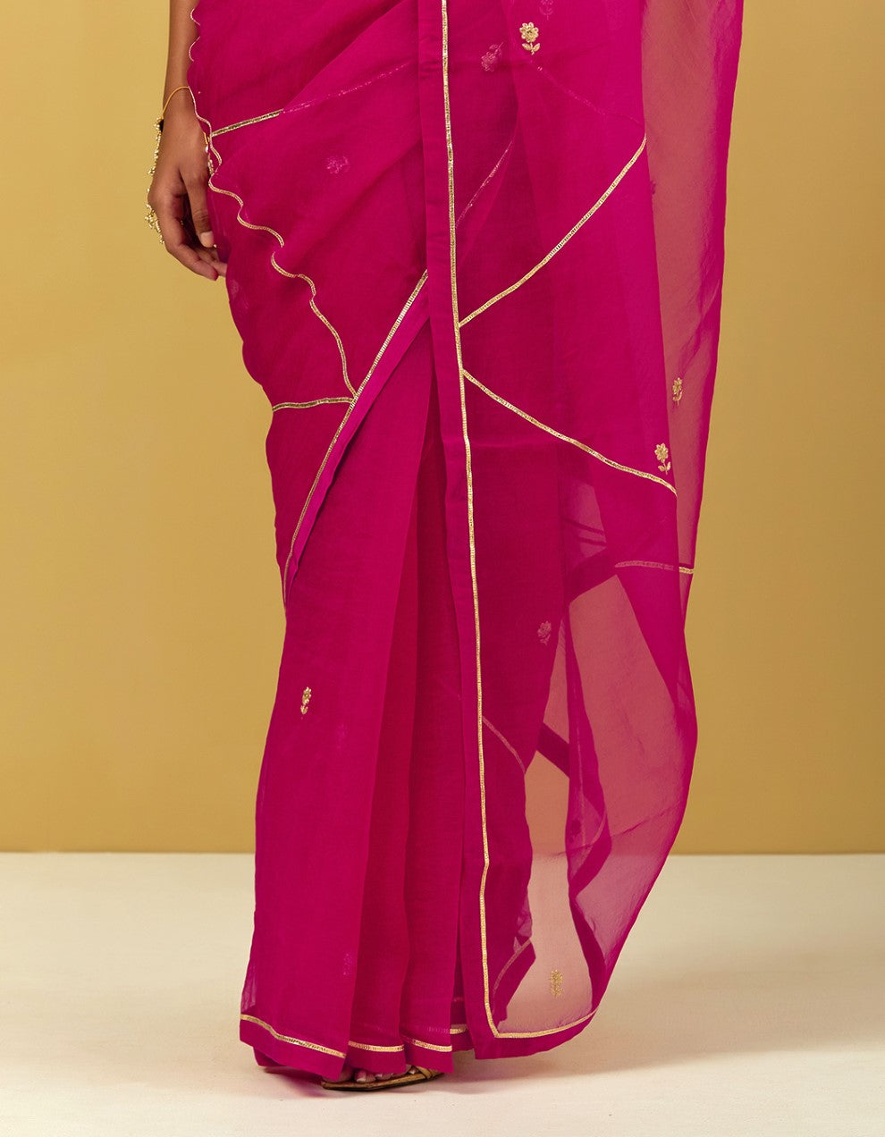 Magenta Organza Saree With Chanderi Silk Blouse And Satin Petticoat