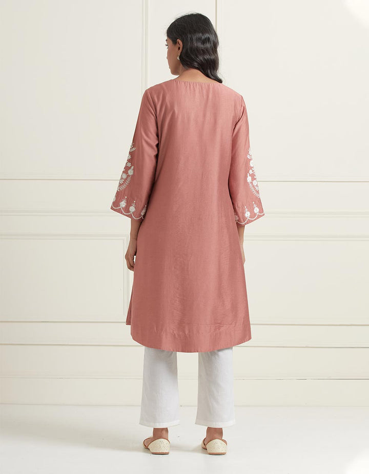 Dust pink embroidered chanderi silk kurta with pants