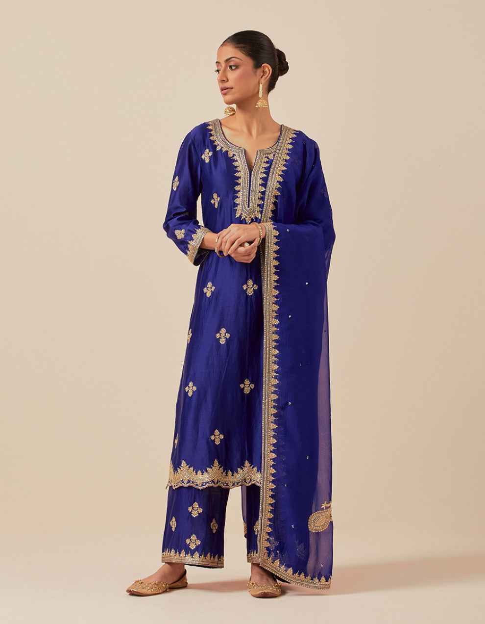 Blue hand embroidered kurta with pants and dupatta