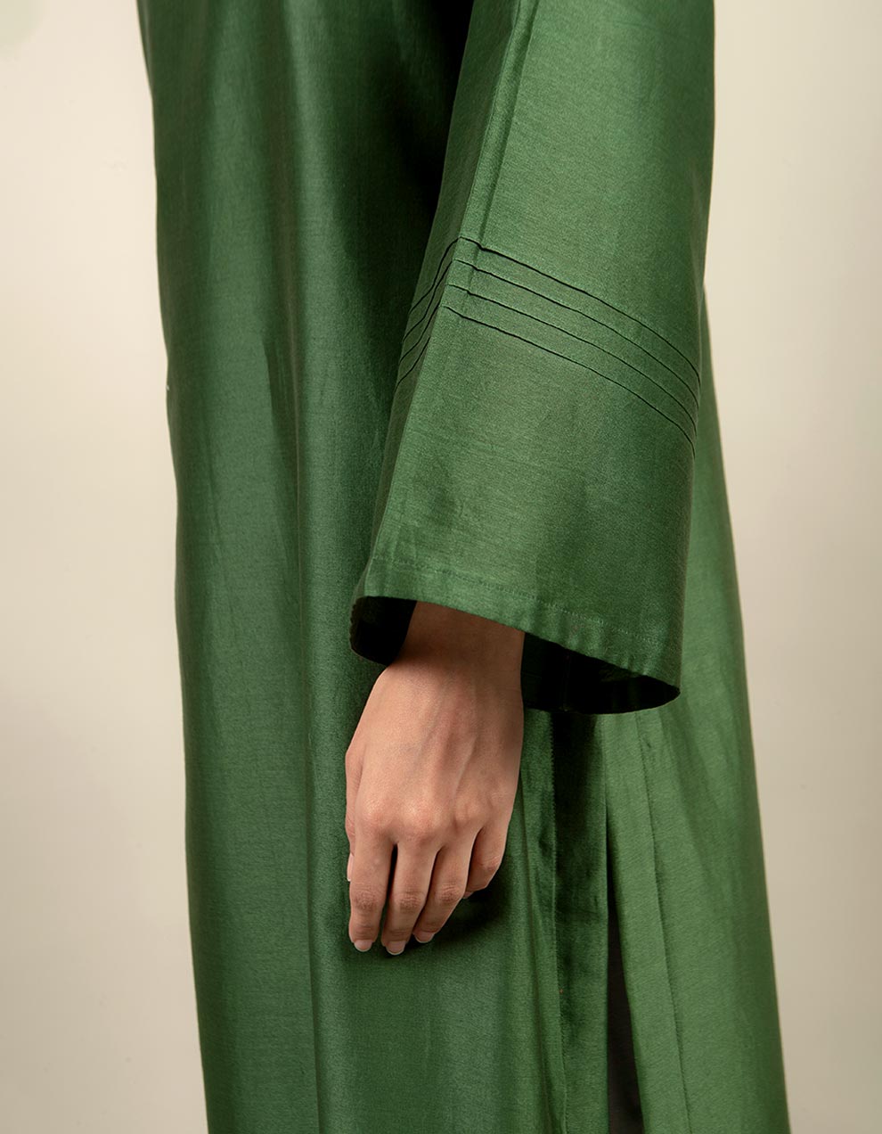 Green chanderi silk straight-cut kurta with straight-cut cotton pants