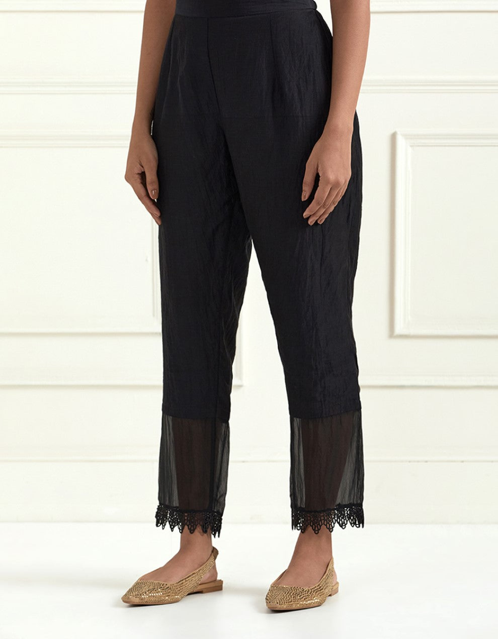 Black chanderi pants