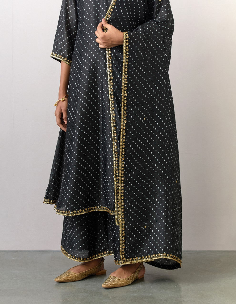 Black embroidered printed chanderi kurta with pants and dupatta