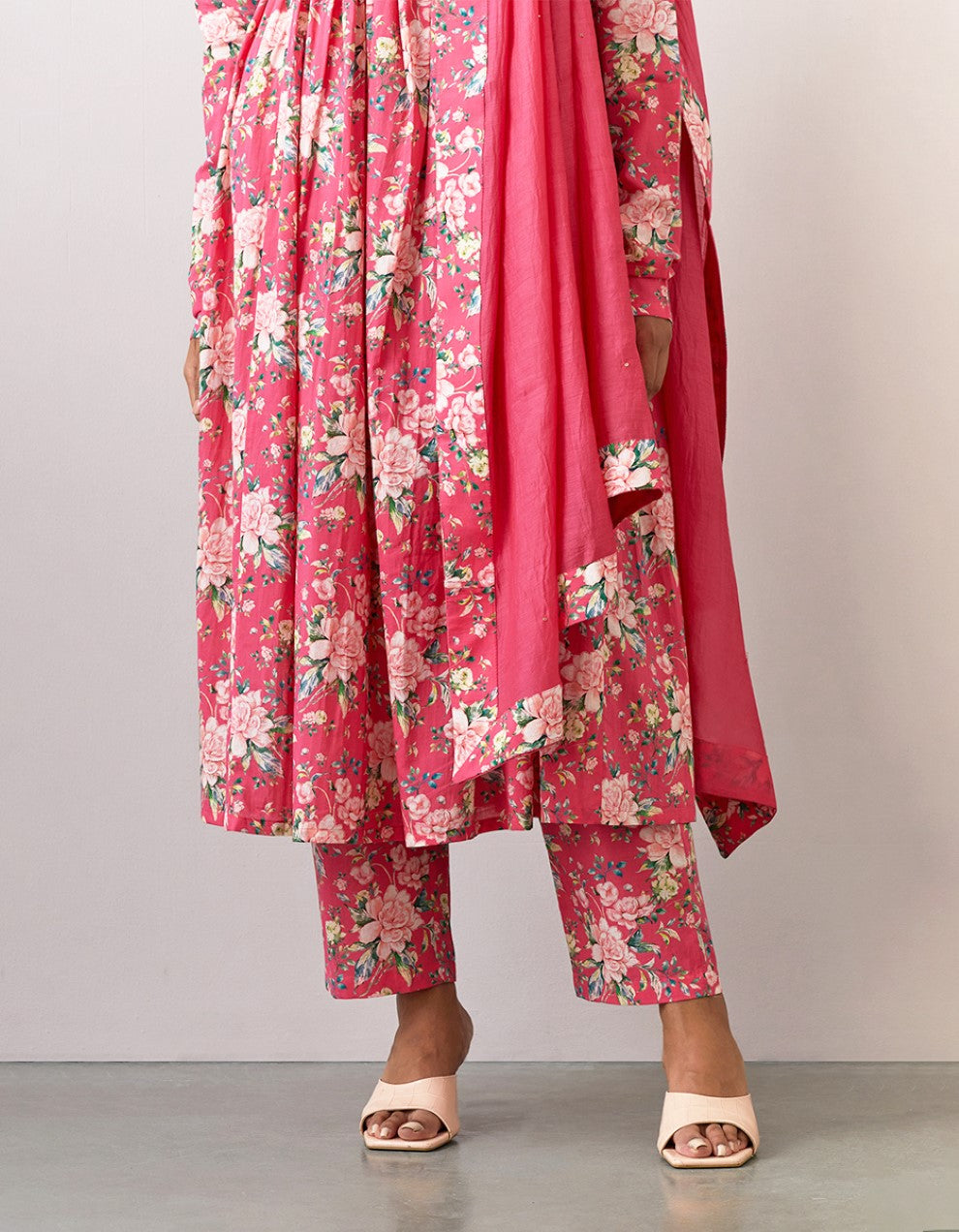 Pink printed cotton kurta with pants and chanderi dupatta