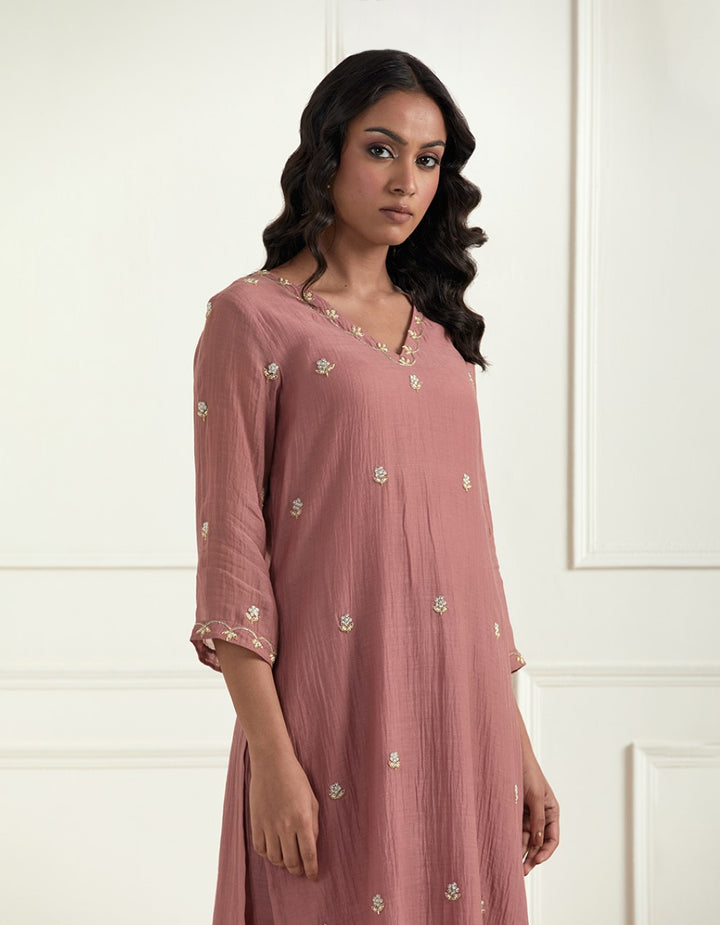 Dust pink hand embroidered kurta with pants and dupatta