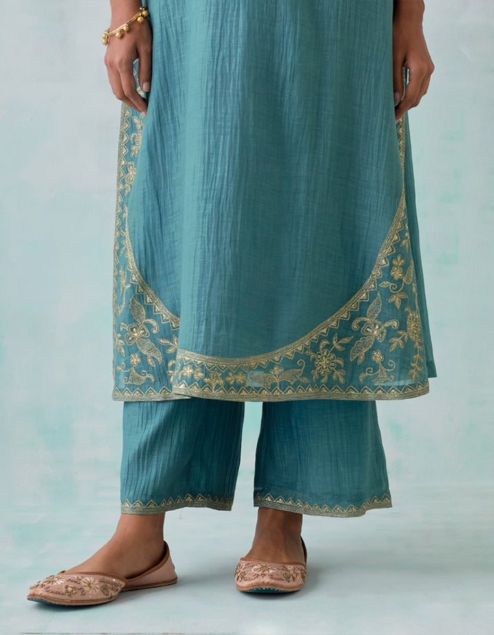 Turquoise Blue Embroidered Light Chanderi Kurta with Pants and Tissue Organza Dupatta