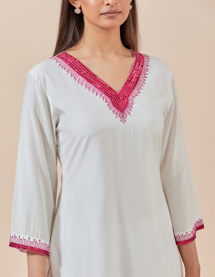 Pink muslin cotton hand embroidered kurta with pants