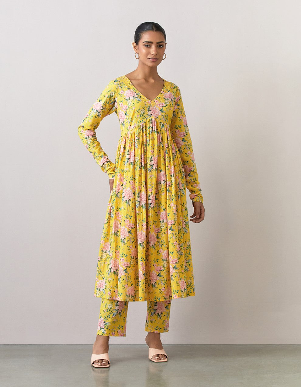 Yellow printed cotton kurta with pants and chanderi dupatta