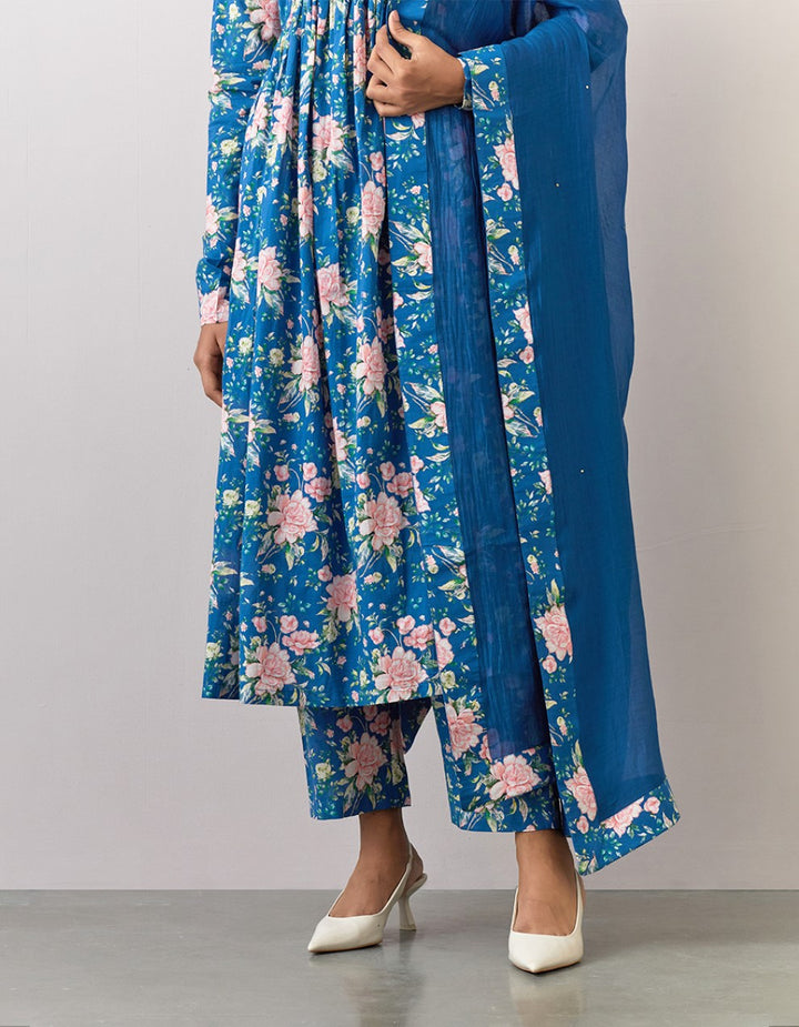 Blue printed cotton kurta with pants and chanderi dupatta