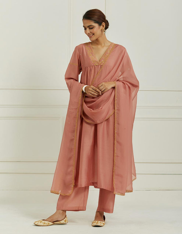 Dust Pink Embroidered Chanderi Kurta With Pants And Dupatta