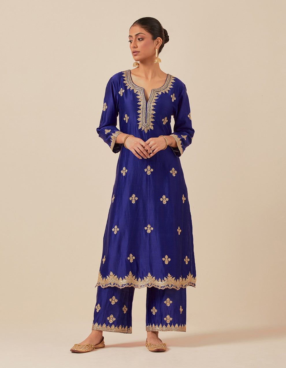 Blue hand embroidered kurta with pants