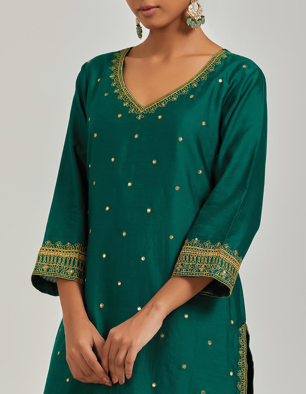 Green Chanderi Silk Embroidered Kurta With Pants And Dupatta