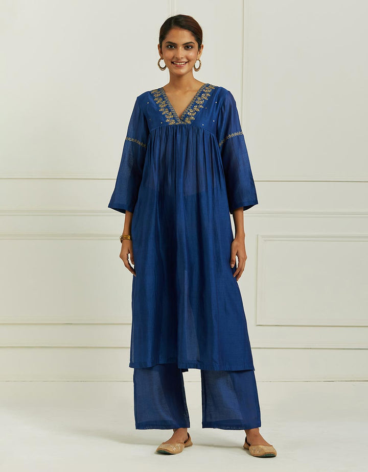 Blue Embroidered Chanderi Kurta With Pants And Dupatta
