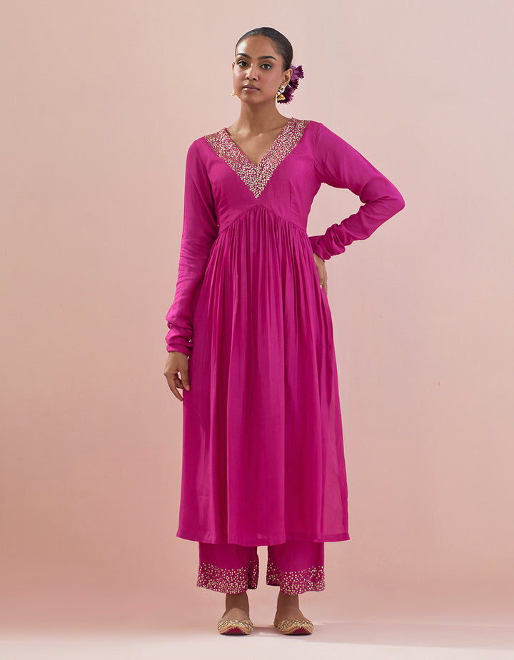 Magenta Muslin Kurta With Pants and Shimmer Organza Dupatta