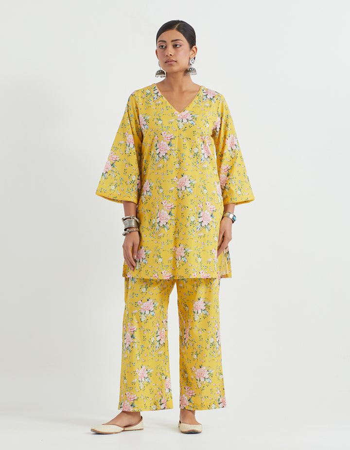 Yellow Printed Cotton Kurta With Pants