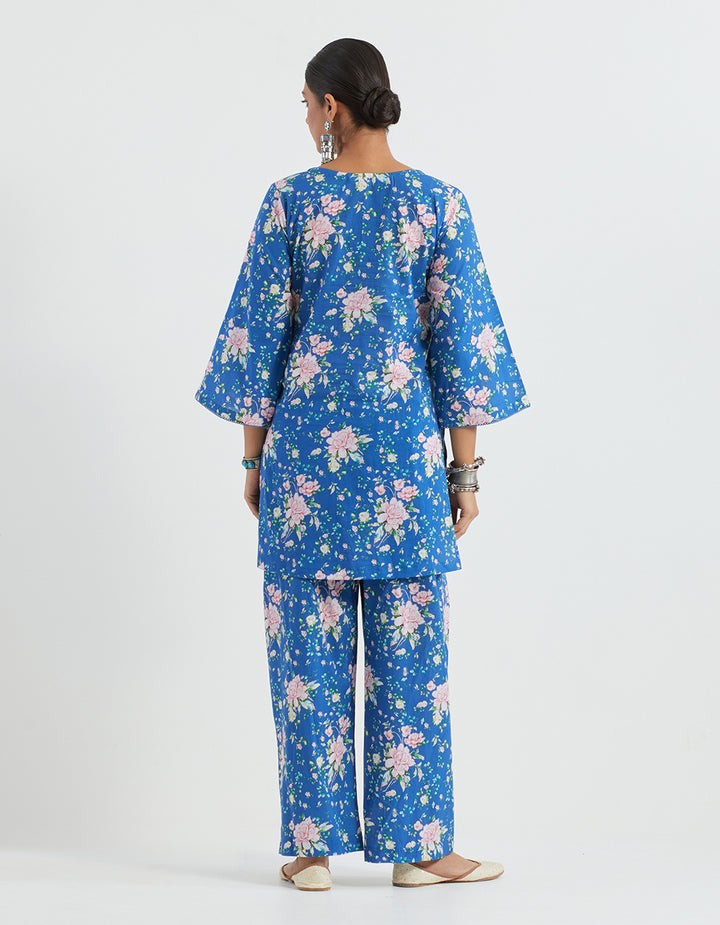 Blue Printed Cotton Kurta With Pants