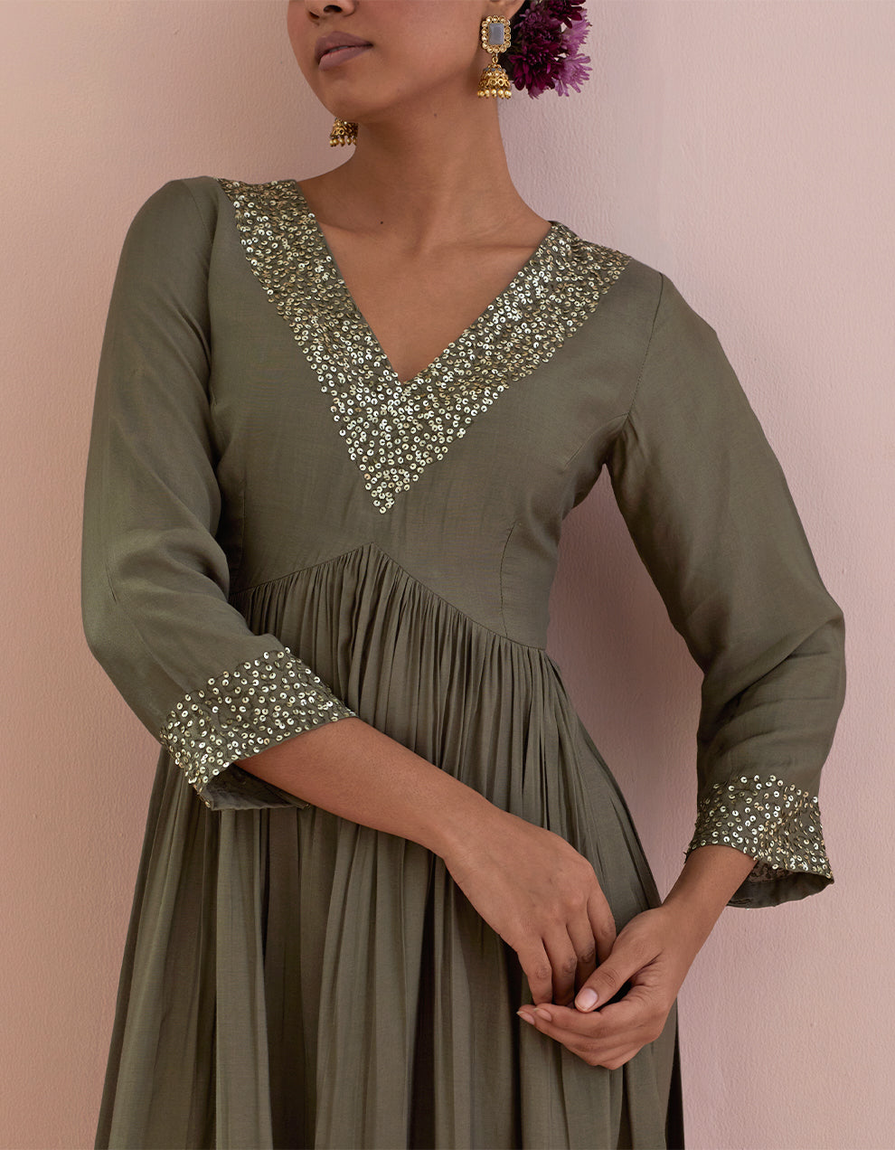 Green Muslin Kurta With Pants and Shimmer Organza Dupatta