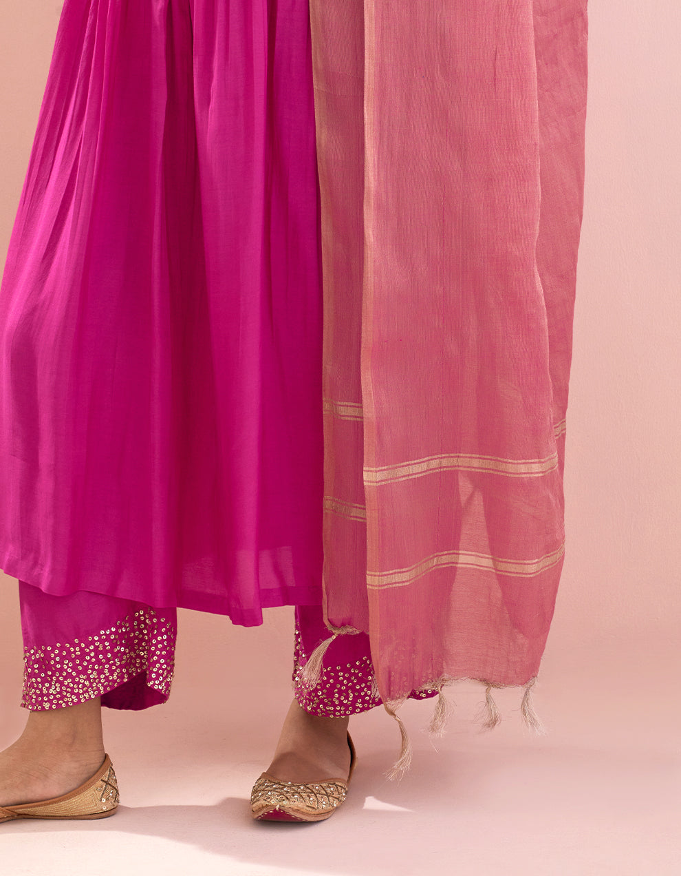 Magenta Muslin Kurta With Pants