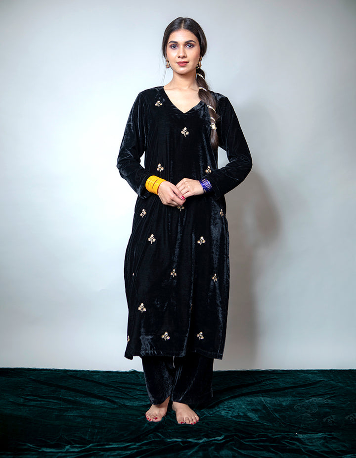Black silk velvet embroidered kurta