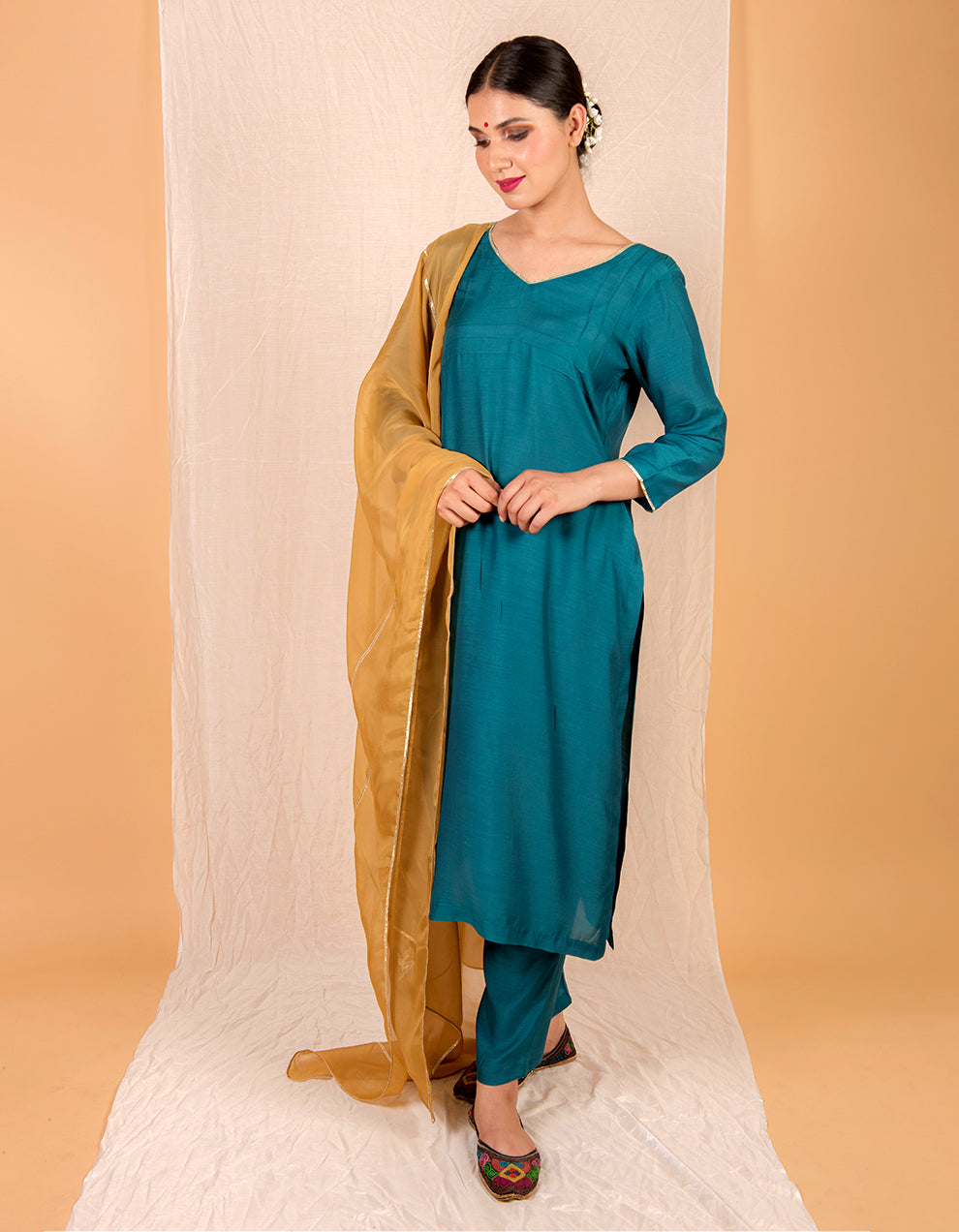 Buy-Blue-straight-cut-kurta-with-pants-for-women-in-India