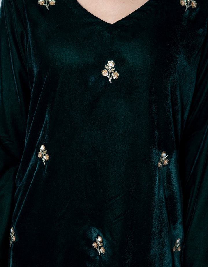 Dark green silk velvet embroidered kurta with pallazo pants