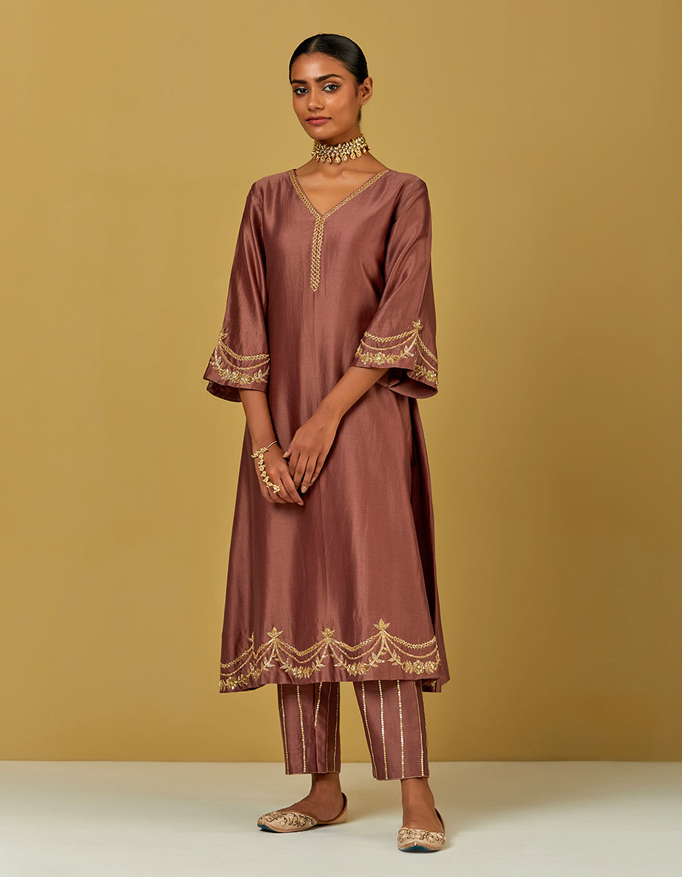 Dust Pink Embroidered Chanderi Silk Kurta With Pants