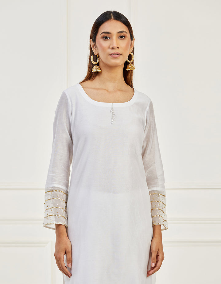 white-embroidery-chanderi-kurta