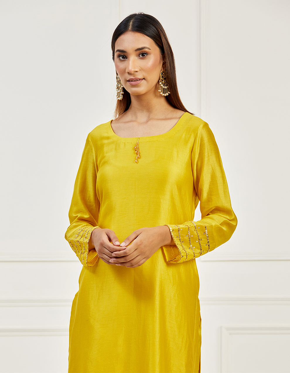 yellow-embroidery-chanderi-kurta-with-pants